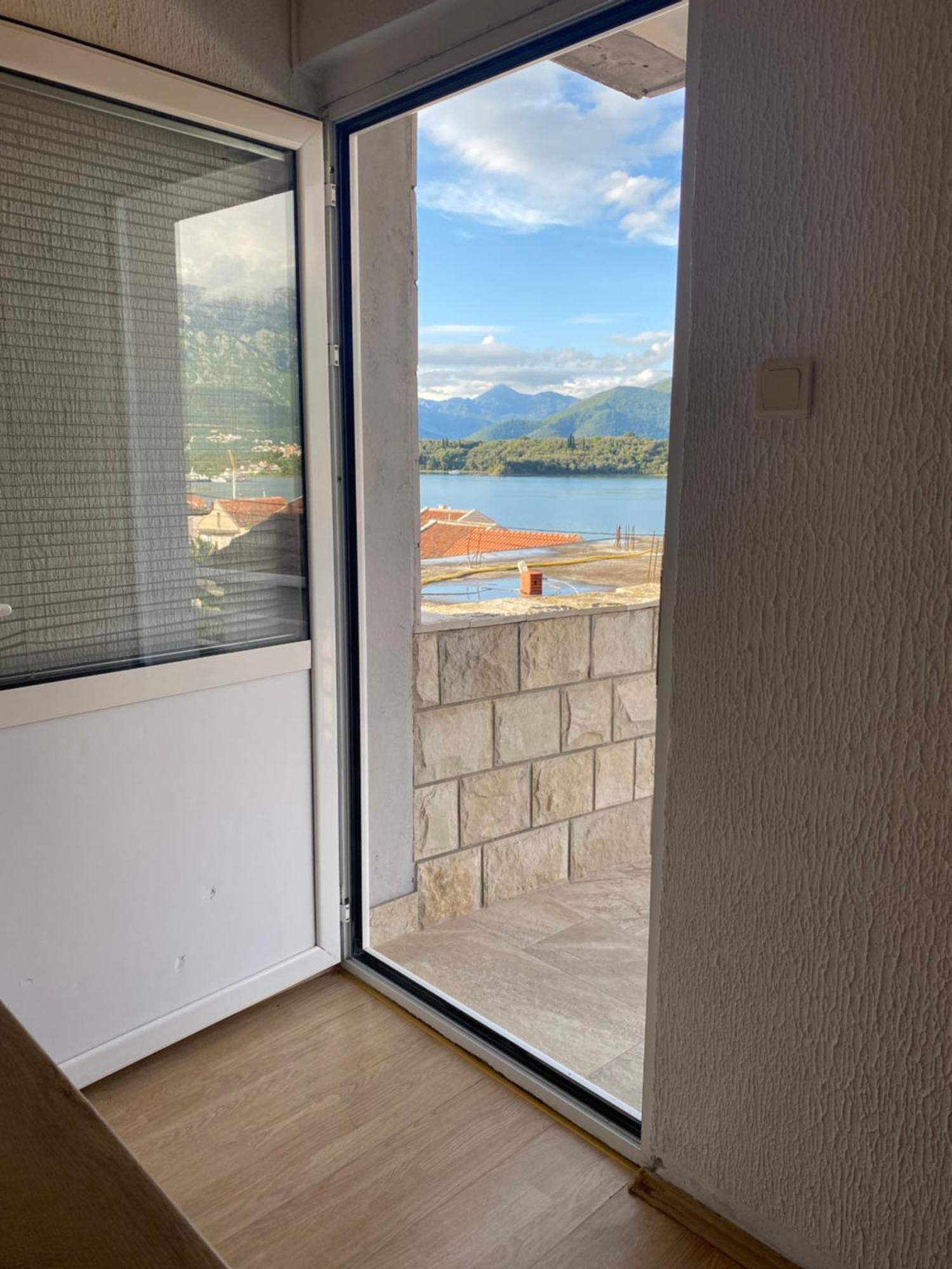 Ino Apartments Tivat Eksteriør bilde